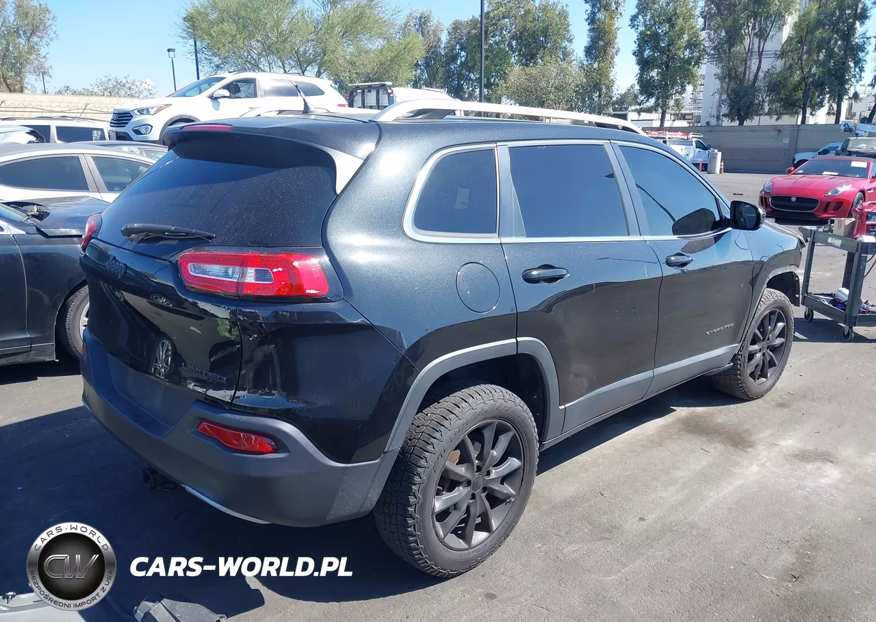 2015 Jeep Cherokee Limited VIN:1C4PJLDB4FW621157 - 4