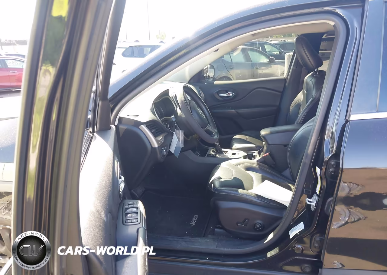 2015 Jeep Cherokee Limited VIN:1C4PJLDB4FW621157 - 5