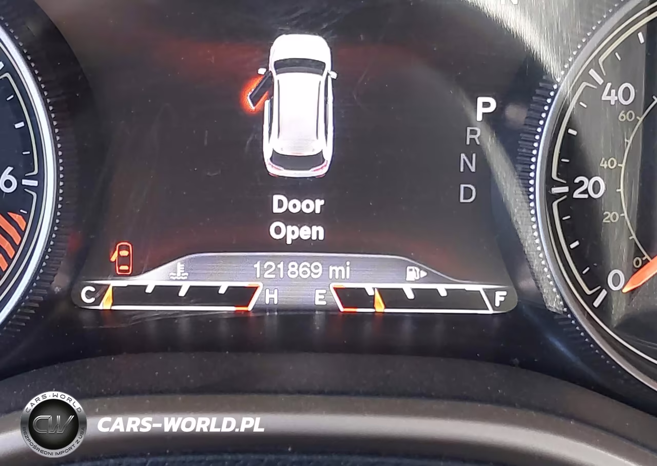 2015 Jeep Cherokee Limited VIN:1C4PJLDB4FW621157 - 6