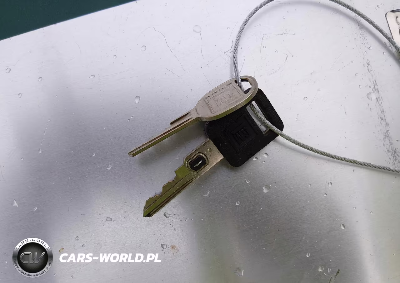 1995 Chevrolet Camaro VIN:2G1FP32S2S2151390 - 11