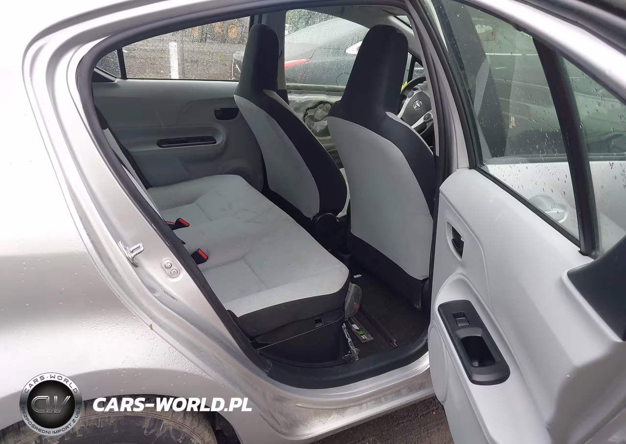 2012 Toyota Prius C One VIN:JTDKDTB34C1516835 - 8