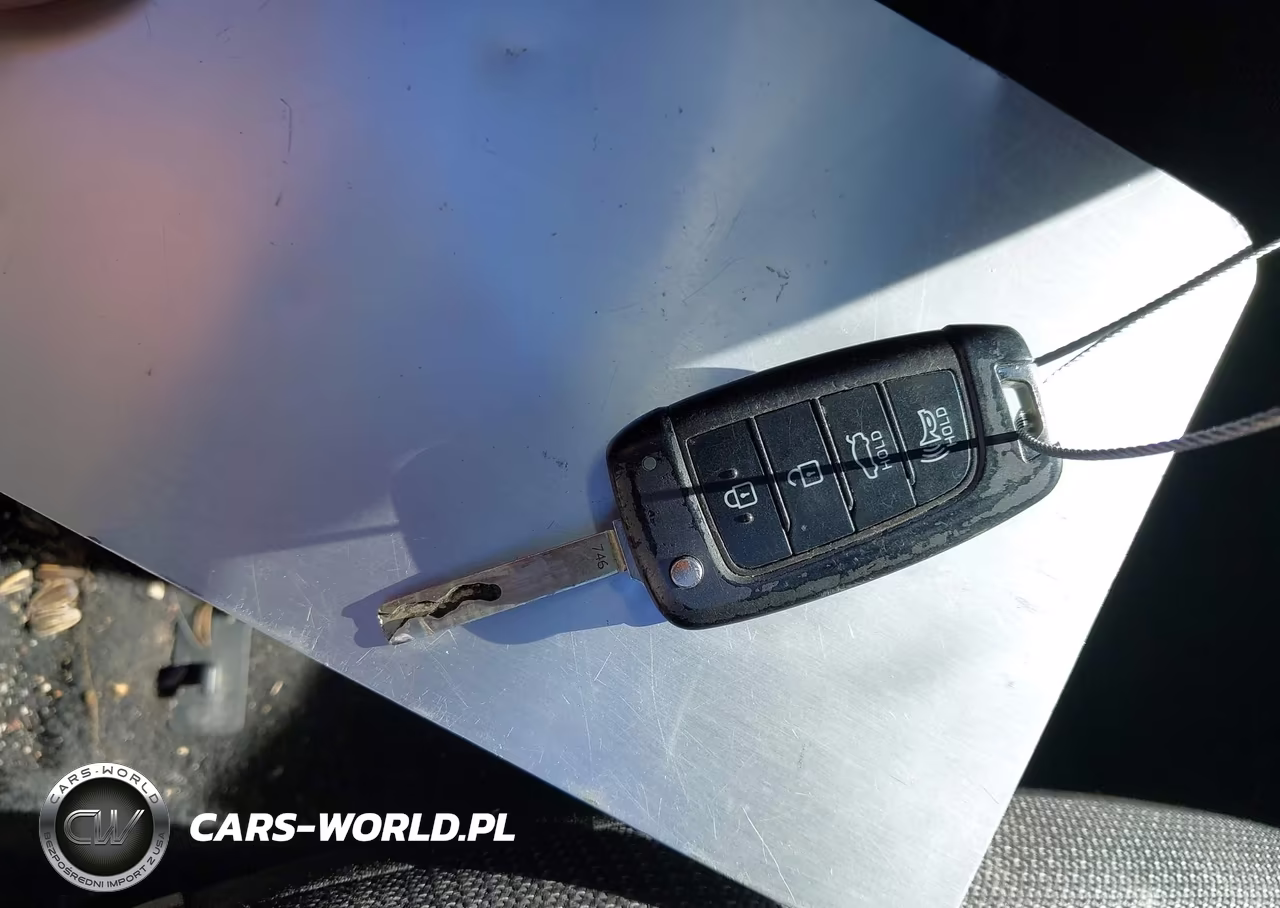 2021 Hyundai Complementos Decorativos Se VIN:3KPC24A60ME137213 - 11