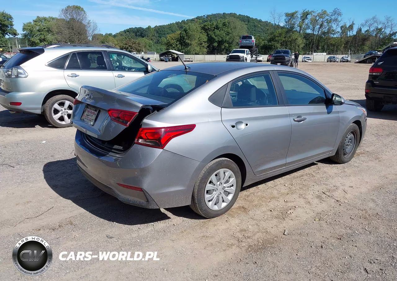 2021 Hyundai Complementos Decorativos Se VIN:3KPC24A60ME137213 - 4