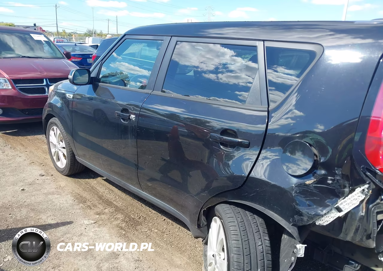 2014 Kia Soul + VIN:KNDJP3A57E7024533 - 3