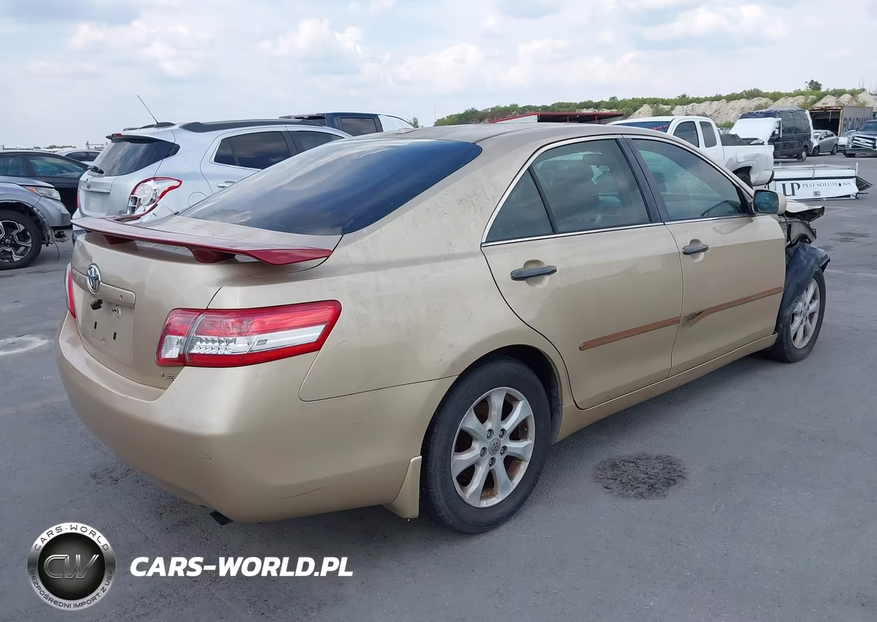 2011 Toyota Camry Le VIN:4T1BF3EK0BU224878 - 4