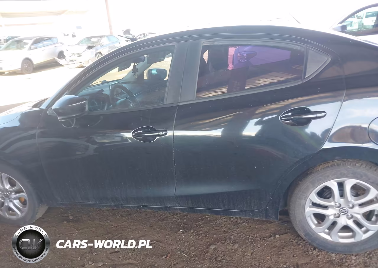 2016 Scion Ia VIN:3MYDLBZVXGY102183 - 13