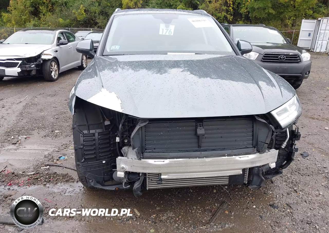 2018 Audi Q5 2.0T Premium-2.0T Tech Premium VIN:WA1BNAFY7J2245763 - 6