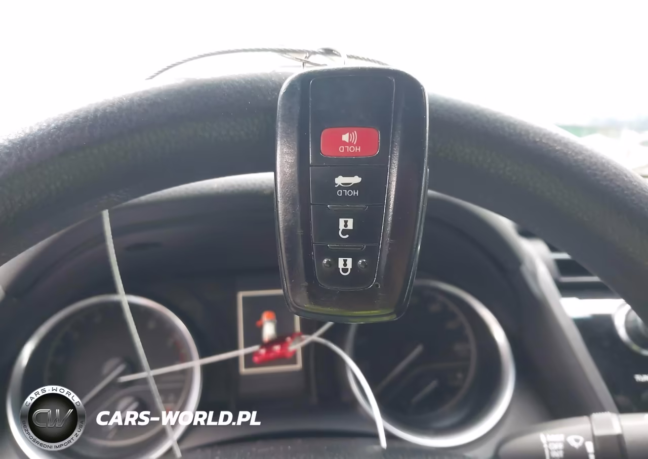 2018 Toyota Camry Le VIN:4T1B11HK5JU598514 - 11