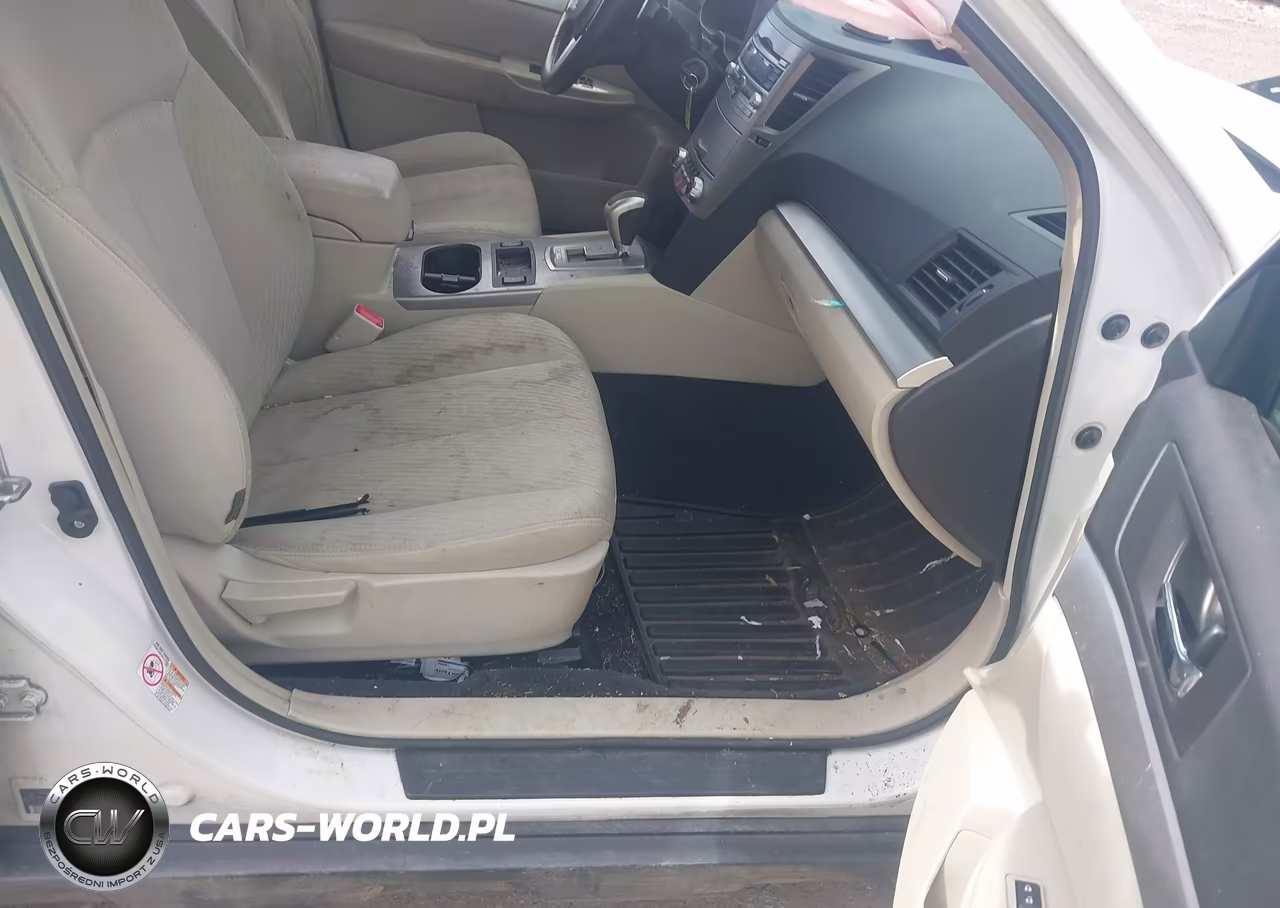 2011 Subaru Outback 2.5I Premium VIN:4S4BRBCC1B3343185 - 5