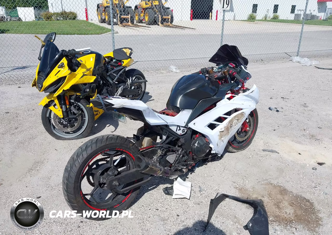 2014 Kawasaki Ex300 B VIN:JKAEX8B1XEDA06181 - 4