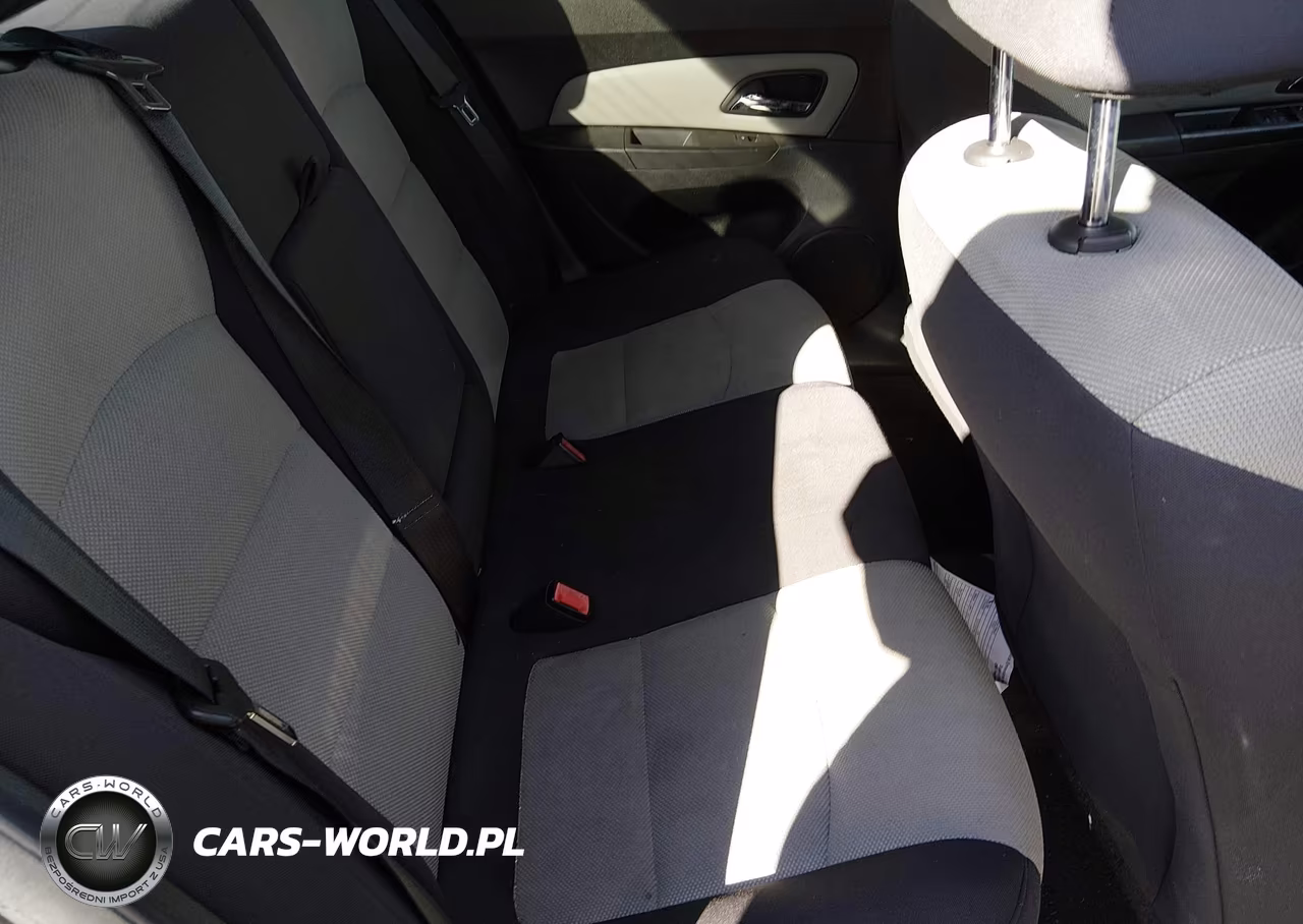 2012 Chevrolet Cruze Ls VIN:1G1PC5SH4C7363718 - 8