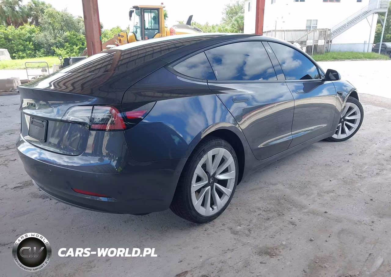 2022 Tesla Modelo 3 Rear-Wheel Drive VIN:5YJ3E1EA6NF288220 - 4