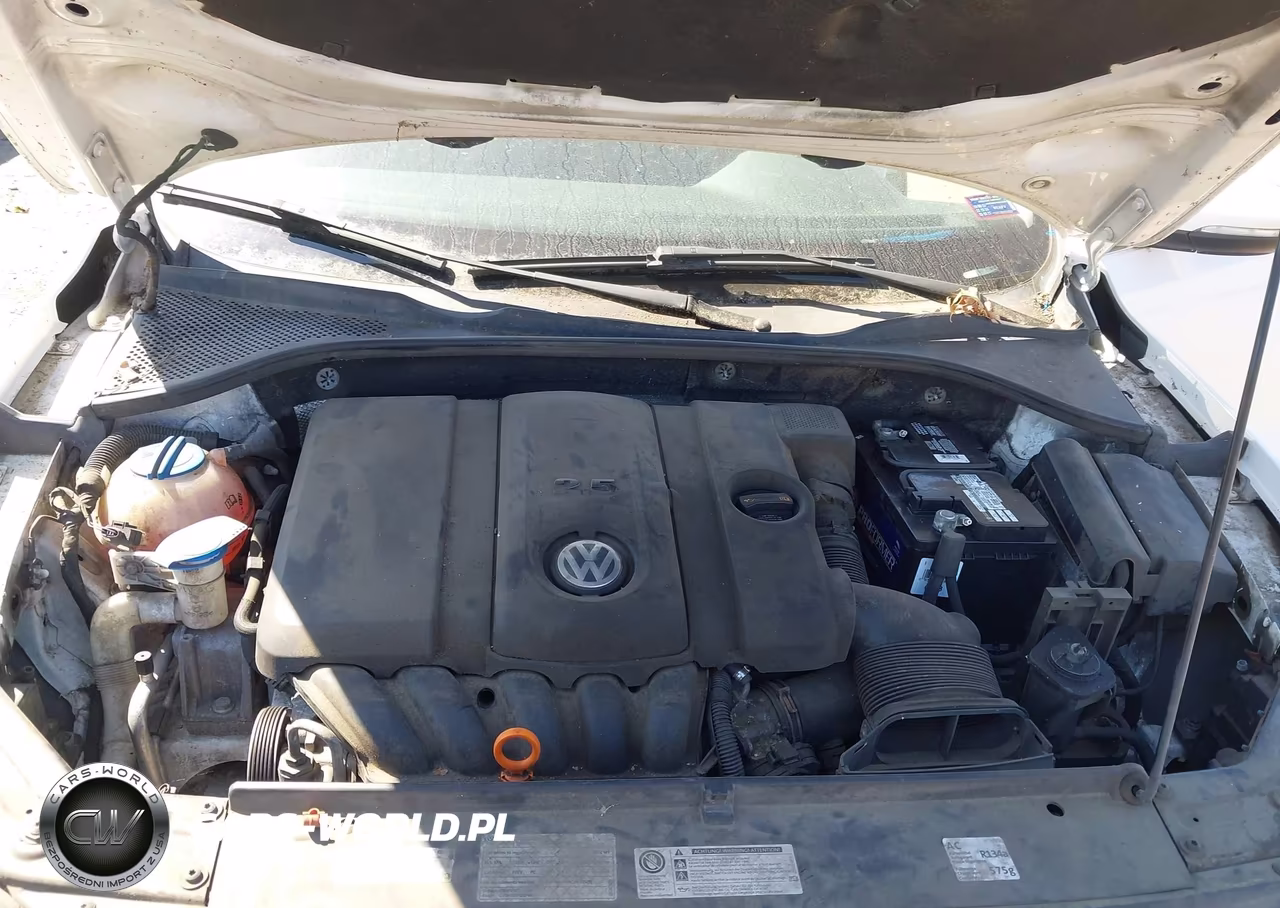 2012 Volkswagen Passat 2.5L Se VIN:1VWBP7A37CC034362 - 10