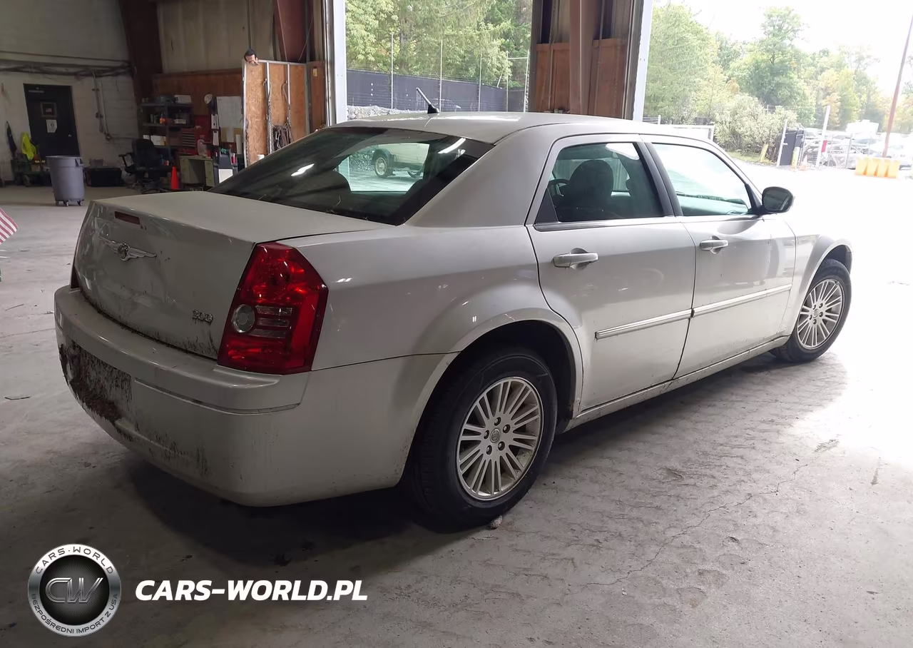 2008 Chrysler 300 Lx VIN:2C3LA43R98H224049 - 4