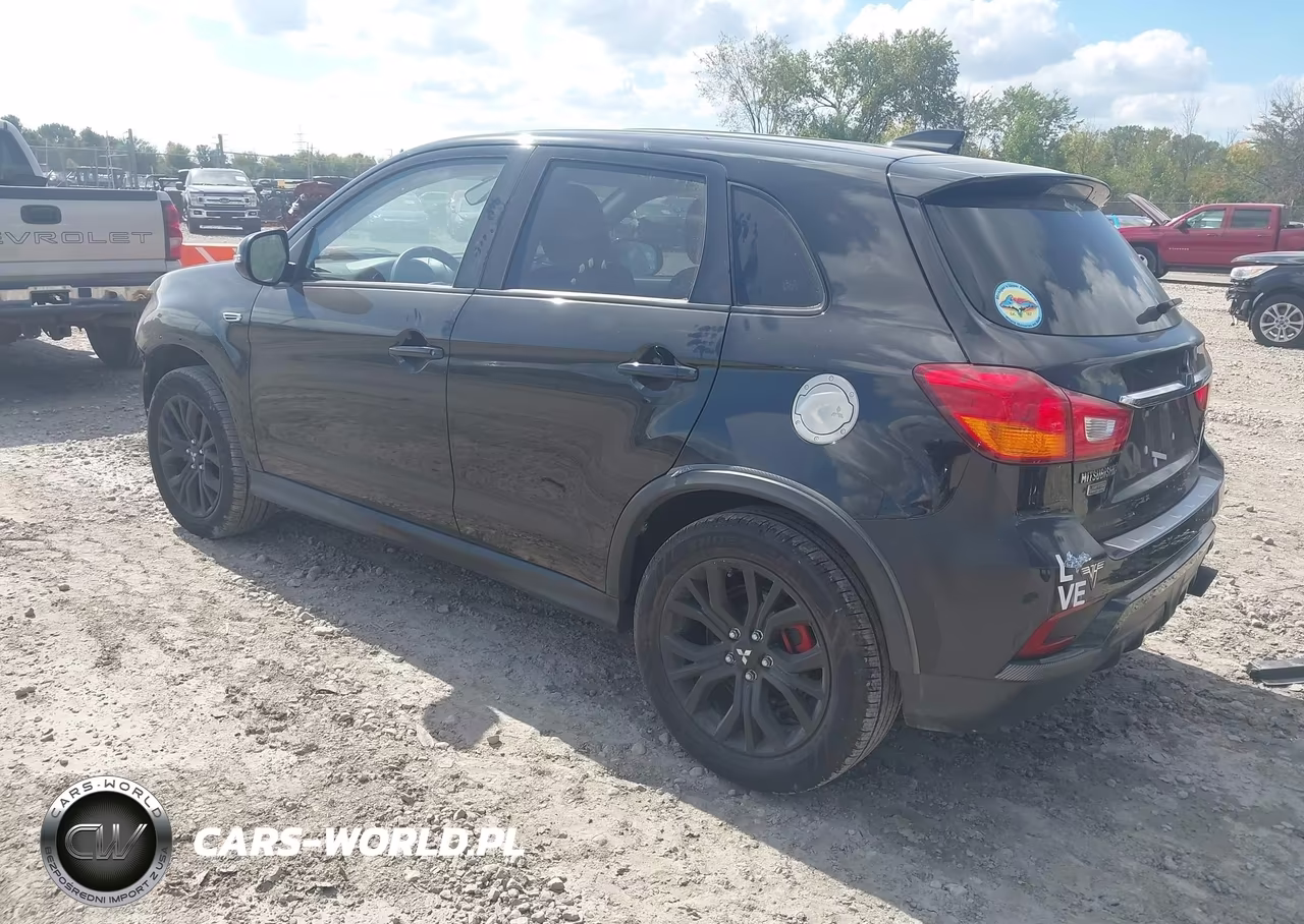 2018 Mitsubishi Outlander Sport 2.0 Le VIN:JA4AR3AU5JU005342 - 3