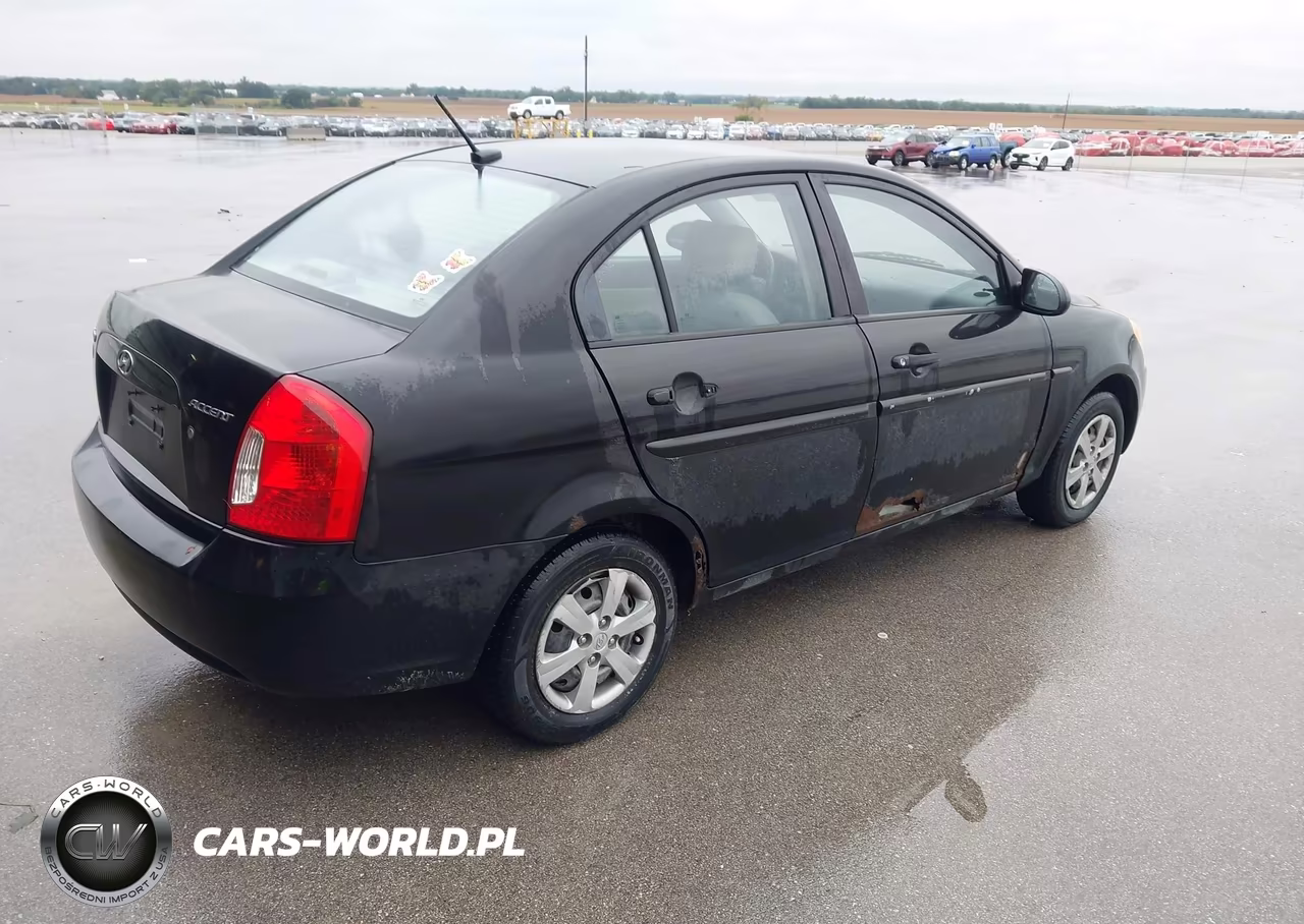 2009 Hyundai Accent Auto Gls VIN:KMHCN46C79U295655 - 4