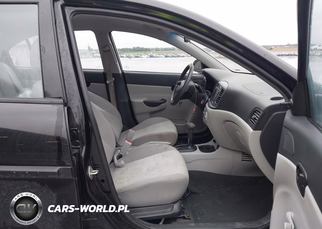 2009 Hyundai Accent Auto Gls VIN:KMHCN46C79U295655 - 5