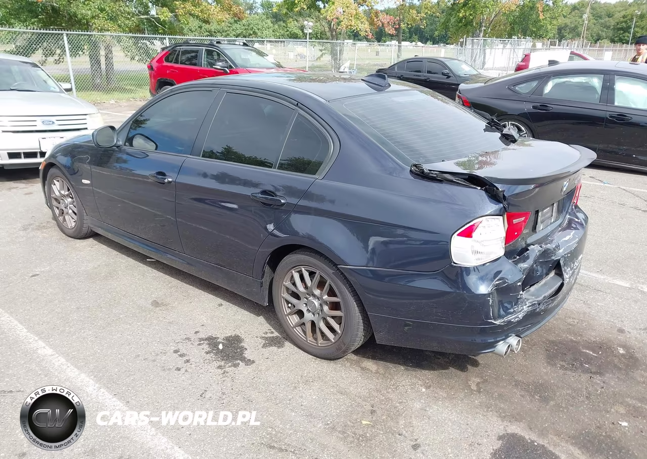 2009 BMW 3 Series 328I VIN:WBAPH57539NL78574 - 3