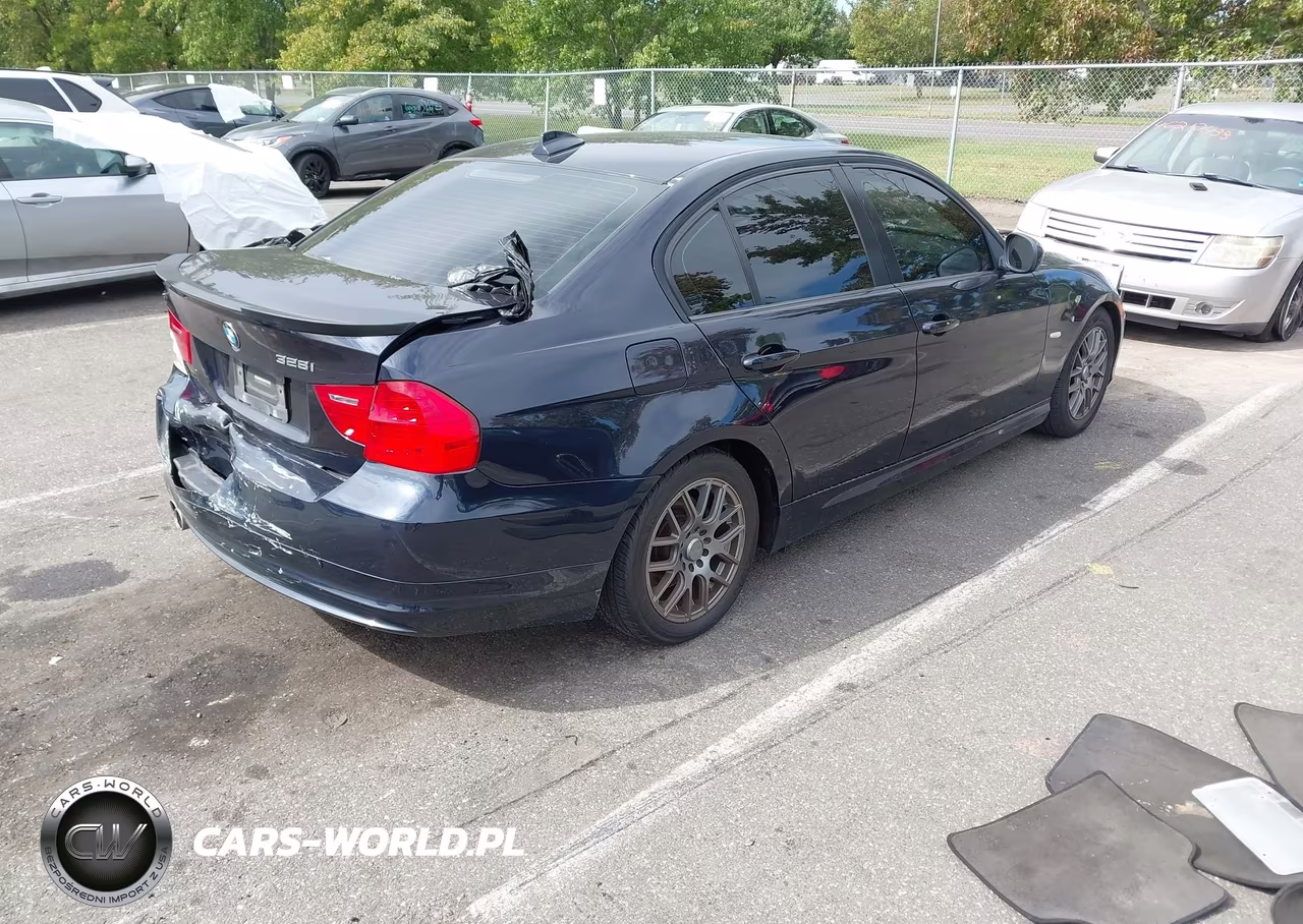2009 BMW 3 Series 328I VIN:WBAPH57539NL78574 - 4