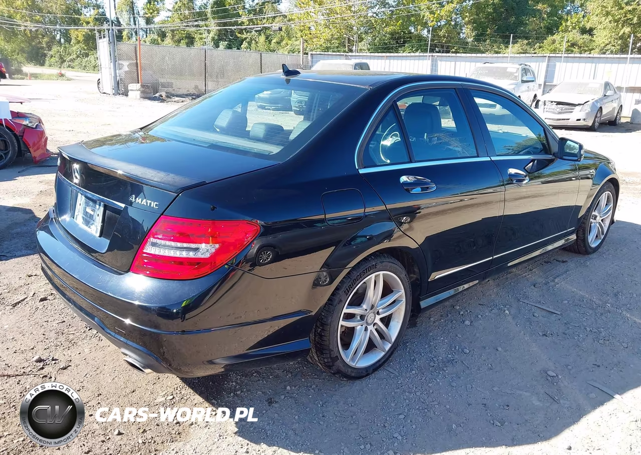 2014 Mercedes-Benz C 300 Sport 4Matic VIN:WDDGF8AB4ER309541 - 4