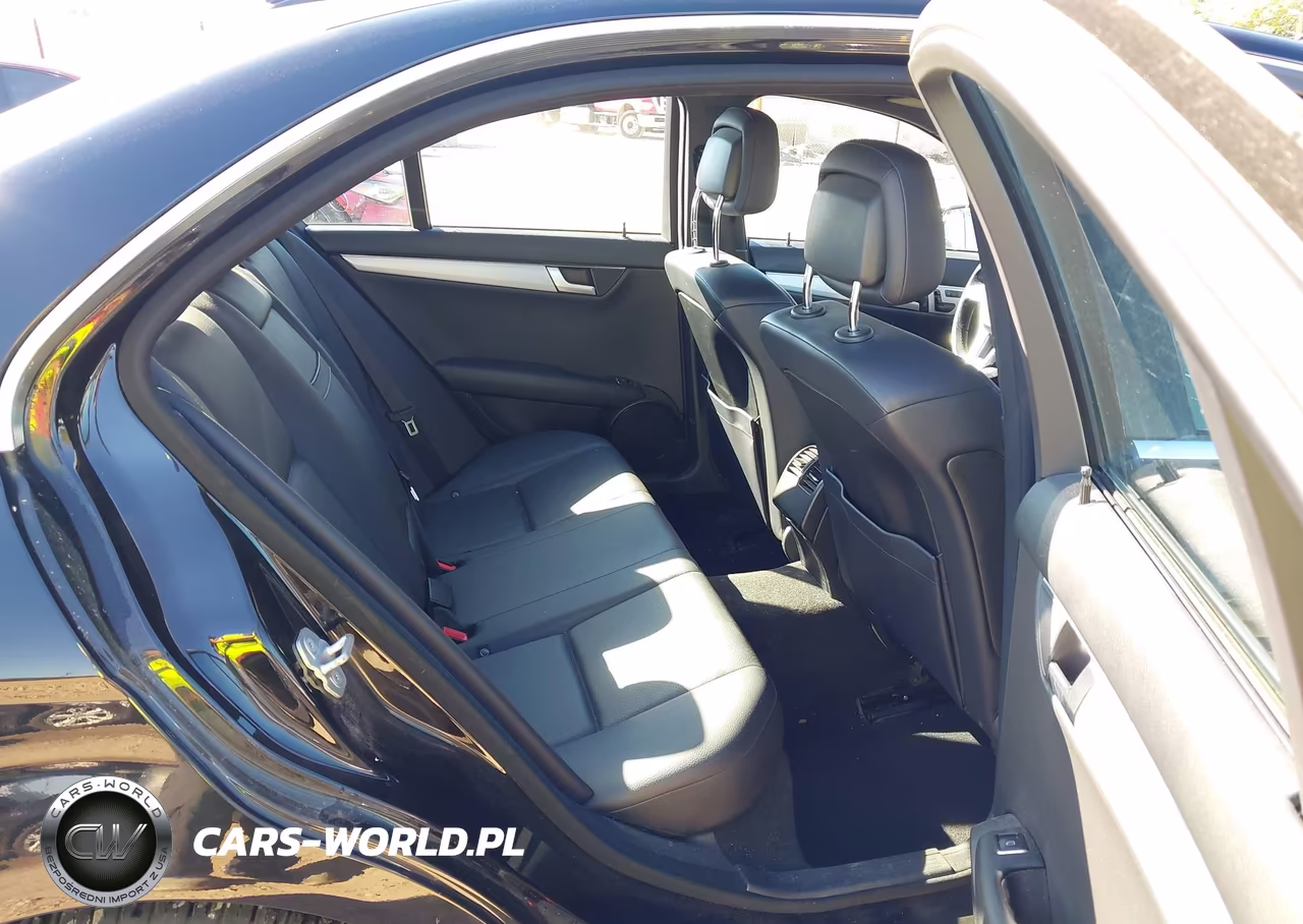 2014 Mercedes-Benz C 300 Sport 4Matic VIN:WDDGF8AB4ER309541 - 8