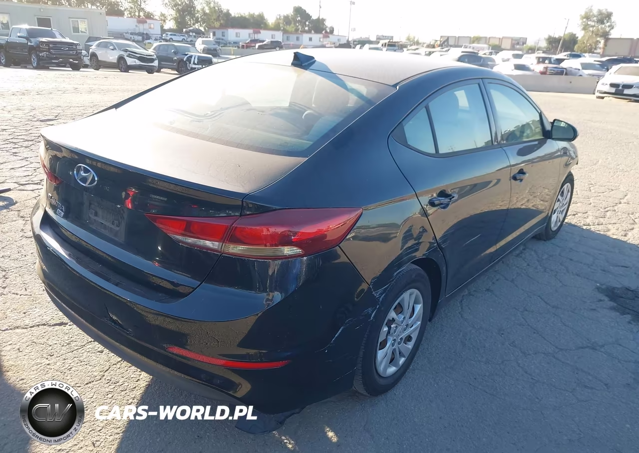 2017 Hyundai Elantra Se VIN:5NPD74LF0HH158647 - 4