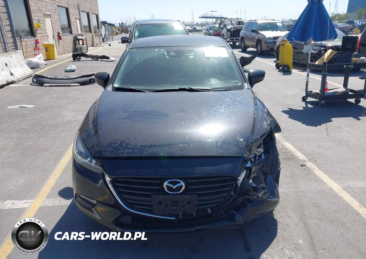 2018 Mazda Mazda3 Touring VIN:3MZBN1V34JM201463 - 12
