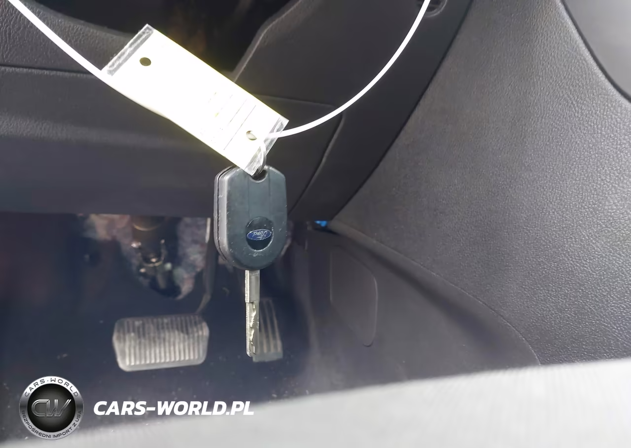 2015 Ford Focus Se VIN:1FADP3K23FL223756 - 11
