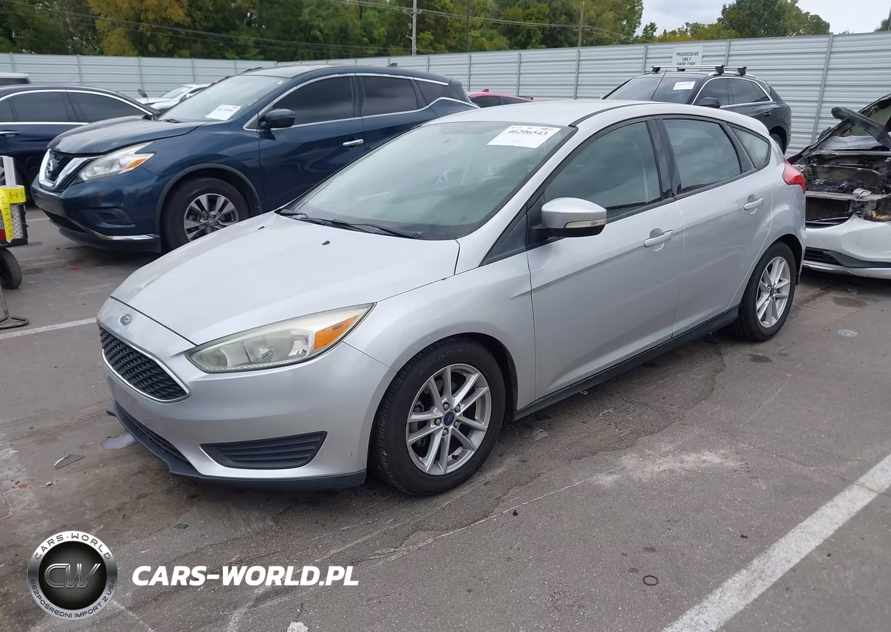 2015 Ford Focus Se VIN:1FADP3K23FL223756 - 2
