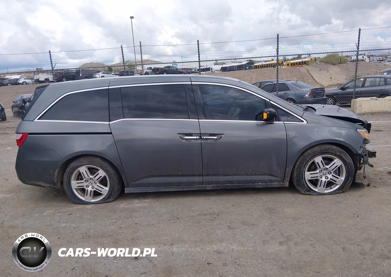 2012 Honda Odyssey Touring-Touring Elite VIN:5FNRL5H96CB130143 - 13