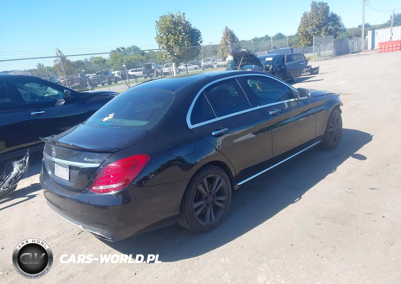 2015 Mercedes-Benz C 300 4Matic VIN:55SWF4KB2FU001108 - 4