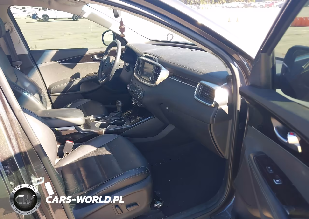 2018 Kia Sorento 3.3L Ex VIN:5XYPH4A50JG430566 - 5