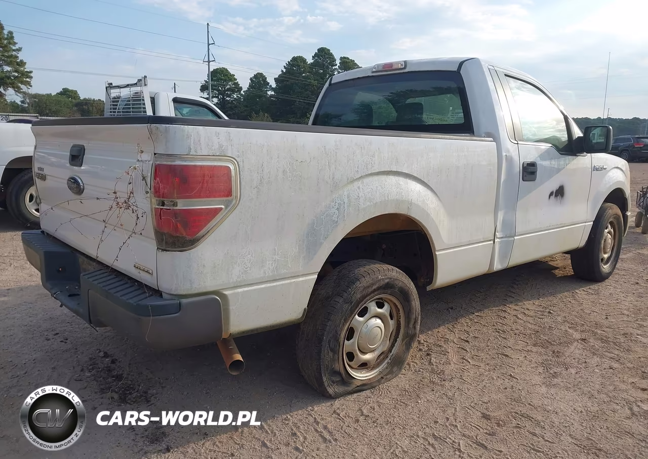 2014 Ford F-150 Xl VIN:1FTMF1CM2EKF43110 - 4