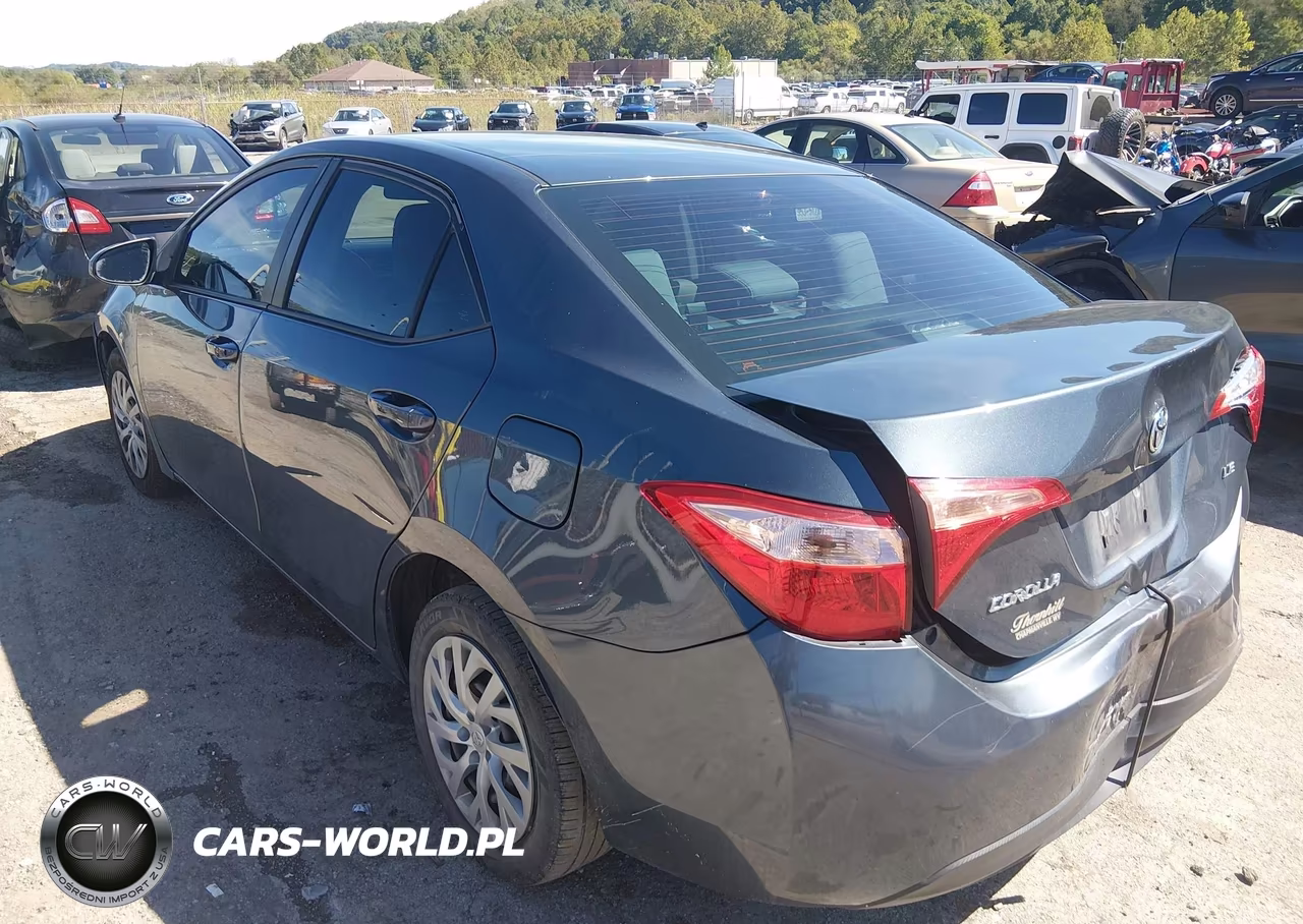 2017 Toyota Corolla Le VIN:2T1BURHE6HC850153 - 3