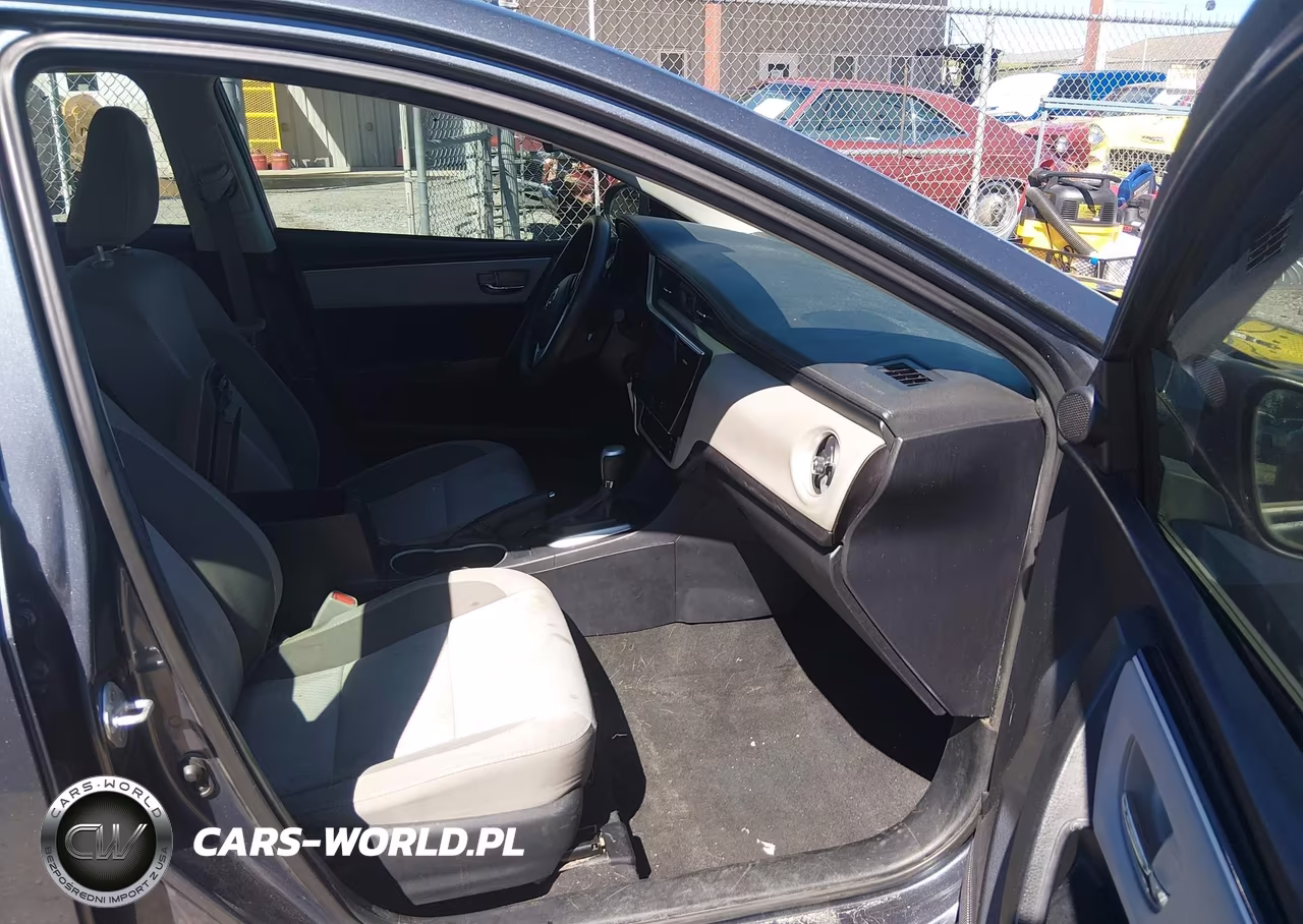 2017 Toyota Corolla Le VIN:2T1BURHE6HC850153 - 5