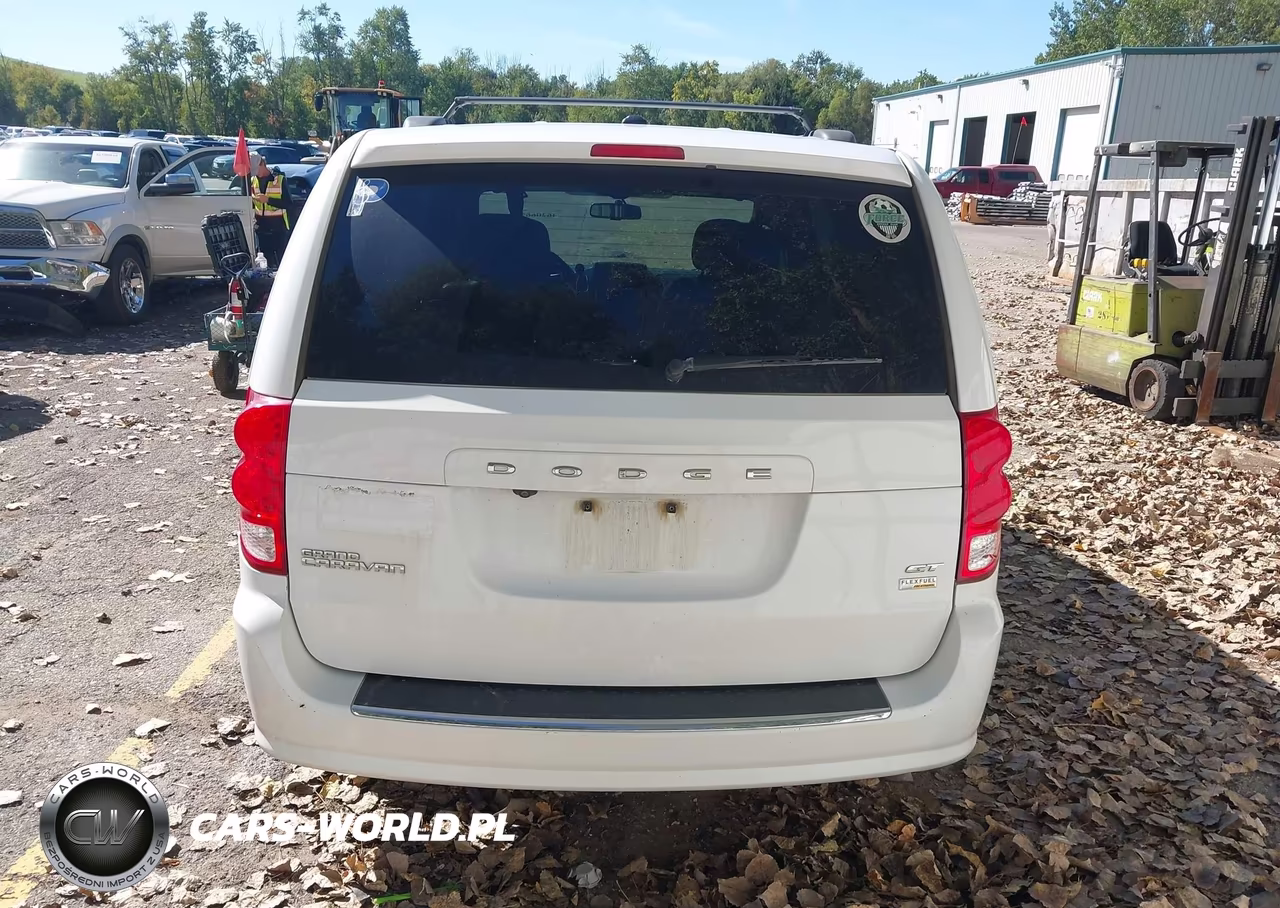 2018 Dodge Grand Caravan Gt VIN:2C4RDGEG4JR199989 - 16