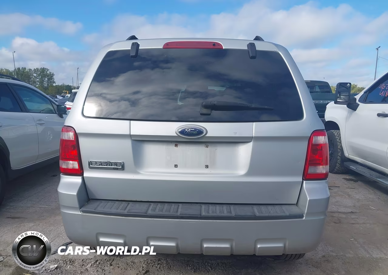2008 Ford Escape Xlt VIN:1FMCU031X8KE62180 - 16