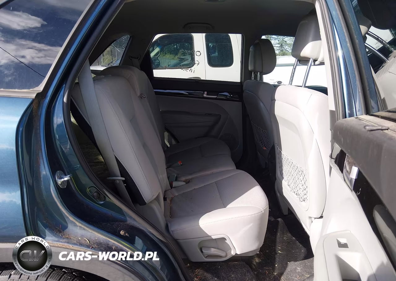 2015 Kia Sorento Lx VIN:5XYKTDA66FG600955 - 8