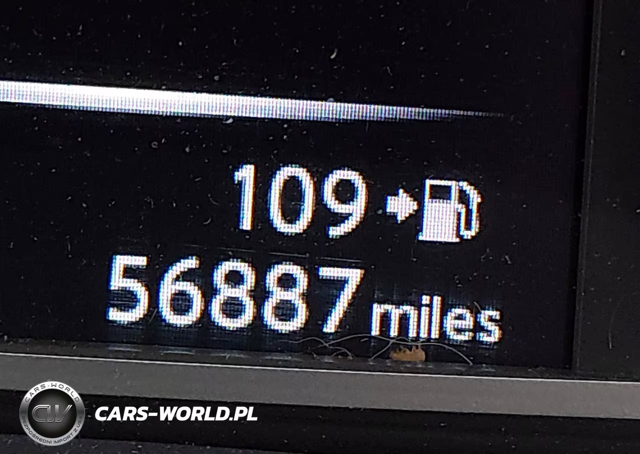 2018 Nissan Sentra Nismo VIN:3N1CB7AP8JY236370 - 16
