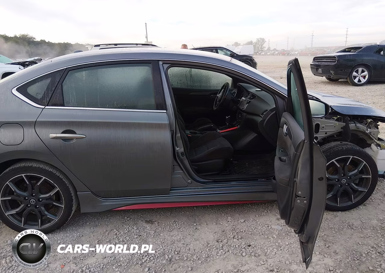2018 Nissan Sentra Nismo VIN:3N1CB7AP8JY236370 - 5