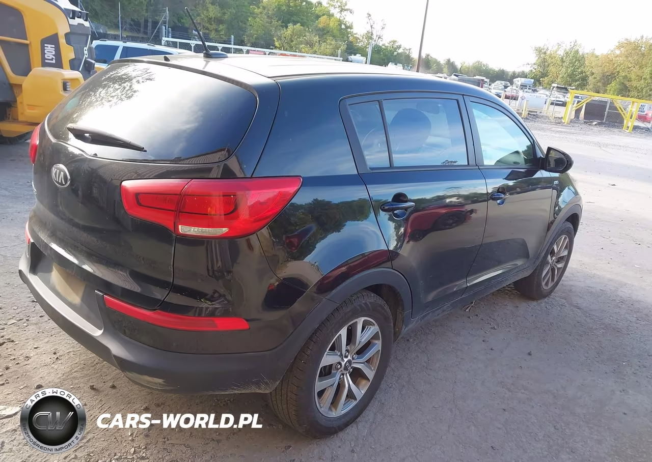 2015 Kia Sportage Lx VIN:KNDPBCACXF7671484 - 4