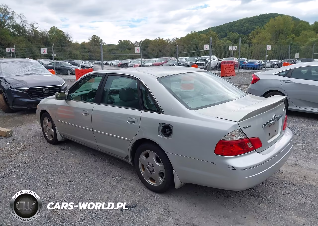 2003 Toyota Avalon Xls VIN:4T1BF28BX3U301084 - 3