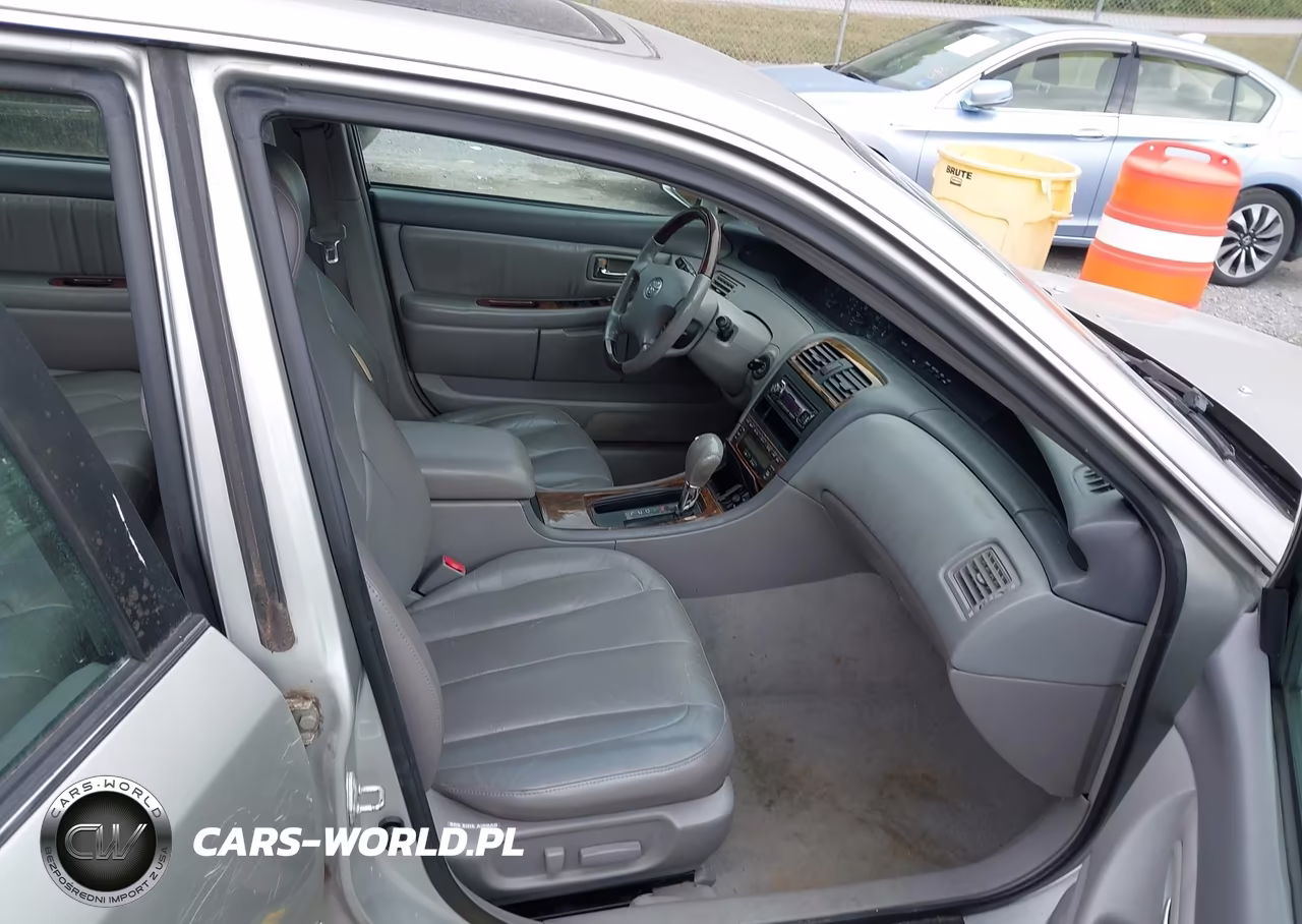 2003 Toyota Avalon Xls VIN:4T1BF28BX3U301084 - 5