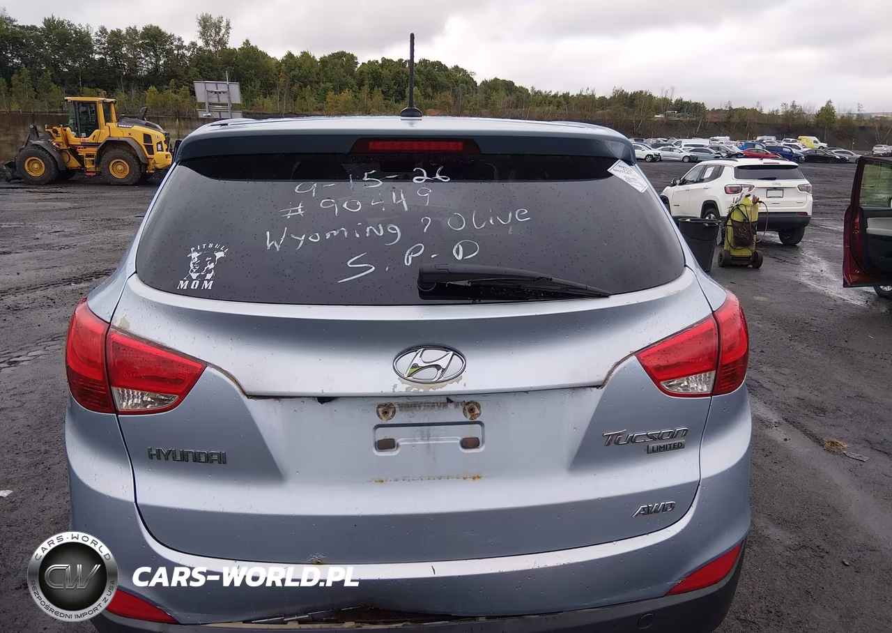 2011 Hyundai Tucson Limited VIN:KM8JUCAC2BU203384 - 16