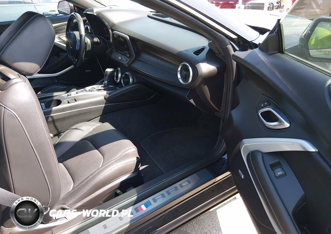2018 Chevrolet Camaro 2Ss VIN:1G1FH1R72J0134785 - 5