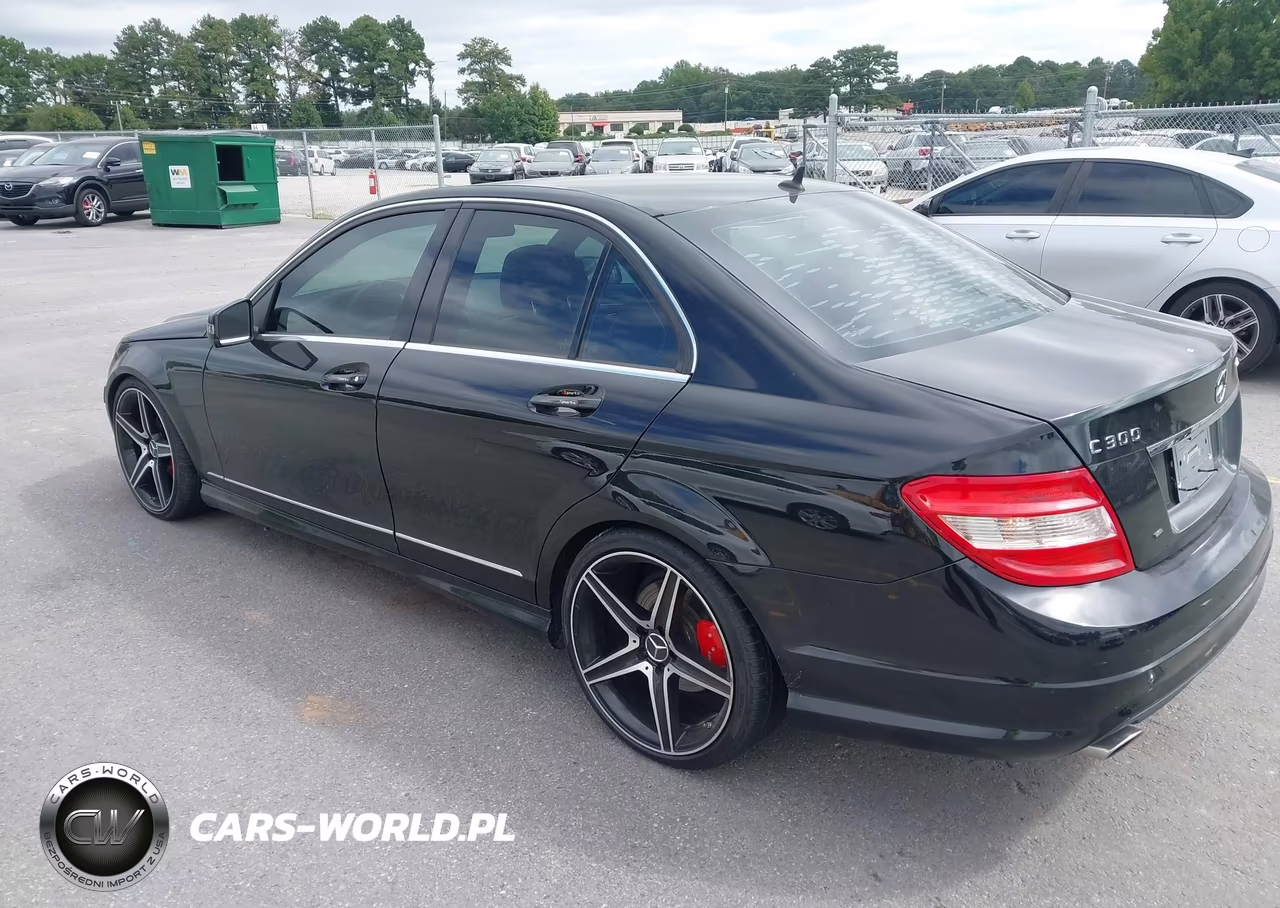 2011 Mercedes-Benz C 300 Luxury 4Matic-Sport 4Matic VIN:WDDGF8BB7BR167860 - 3
