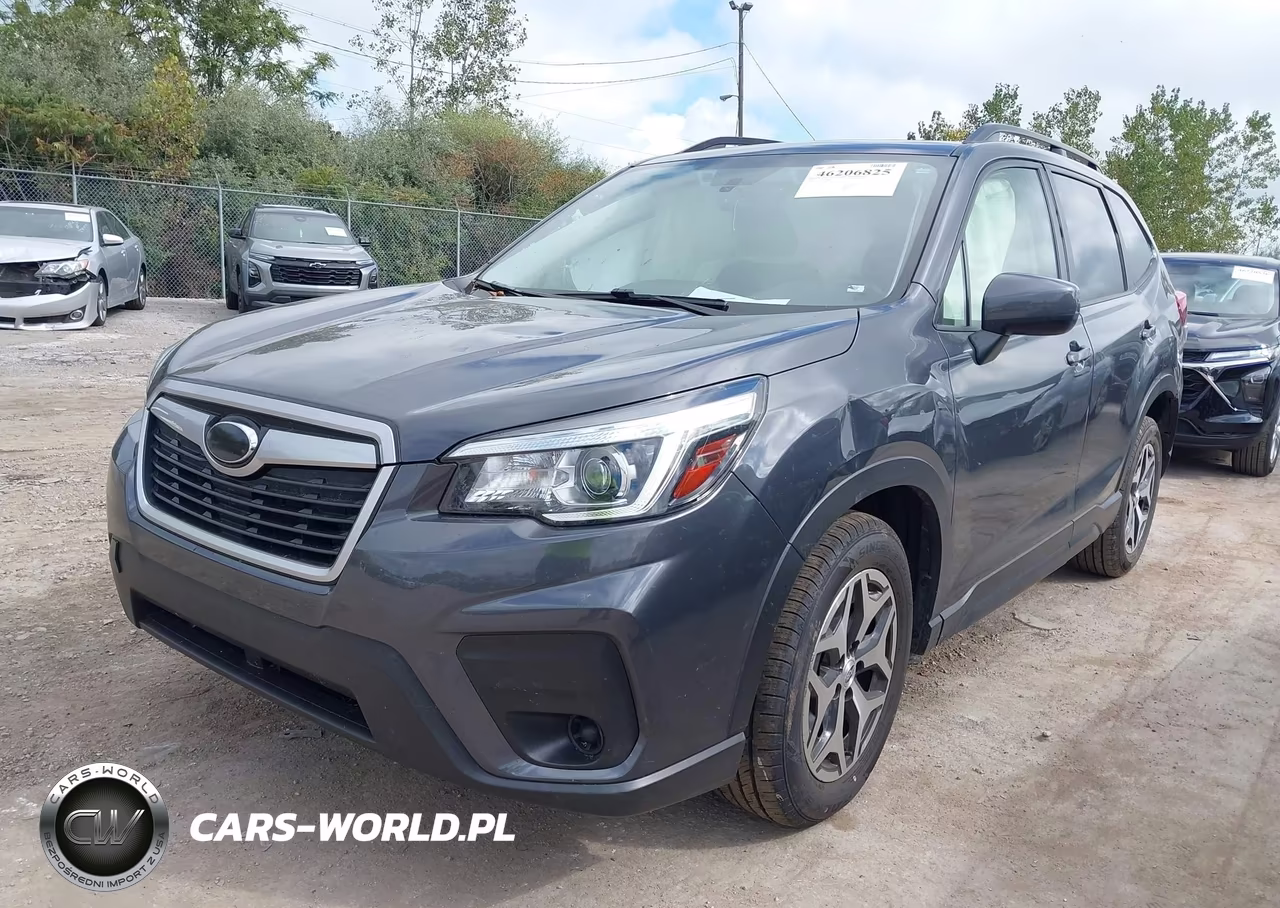 2020 Subaru Forester Premium VIN:JF2SKAJC7LH590206 - 2