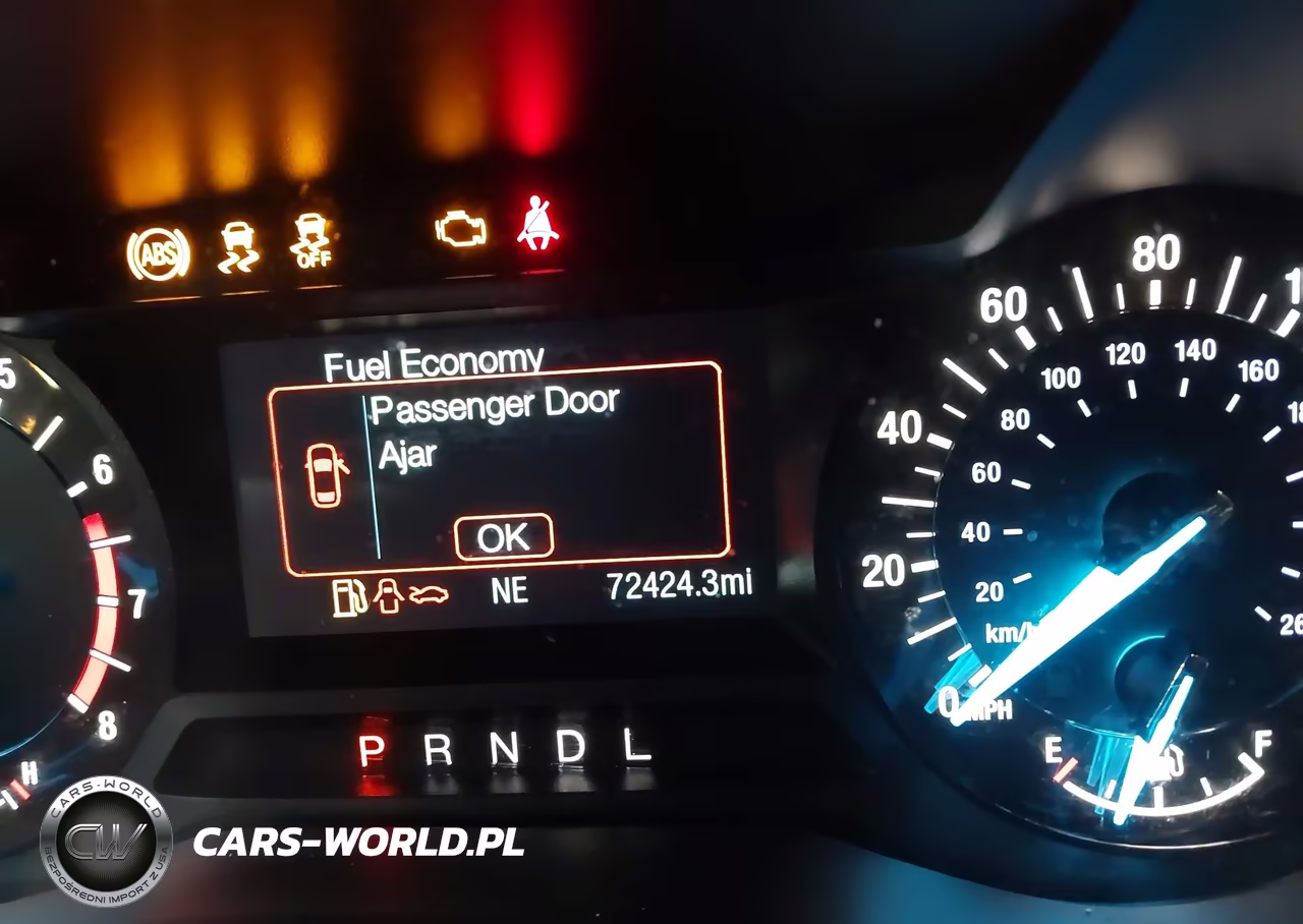 2018 Ford Fusion Se VIN:3FA6P0H71JR127774 - 15