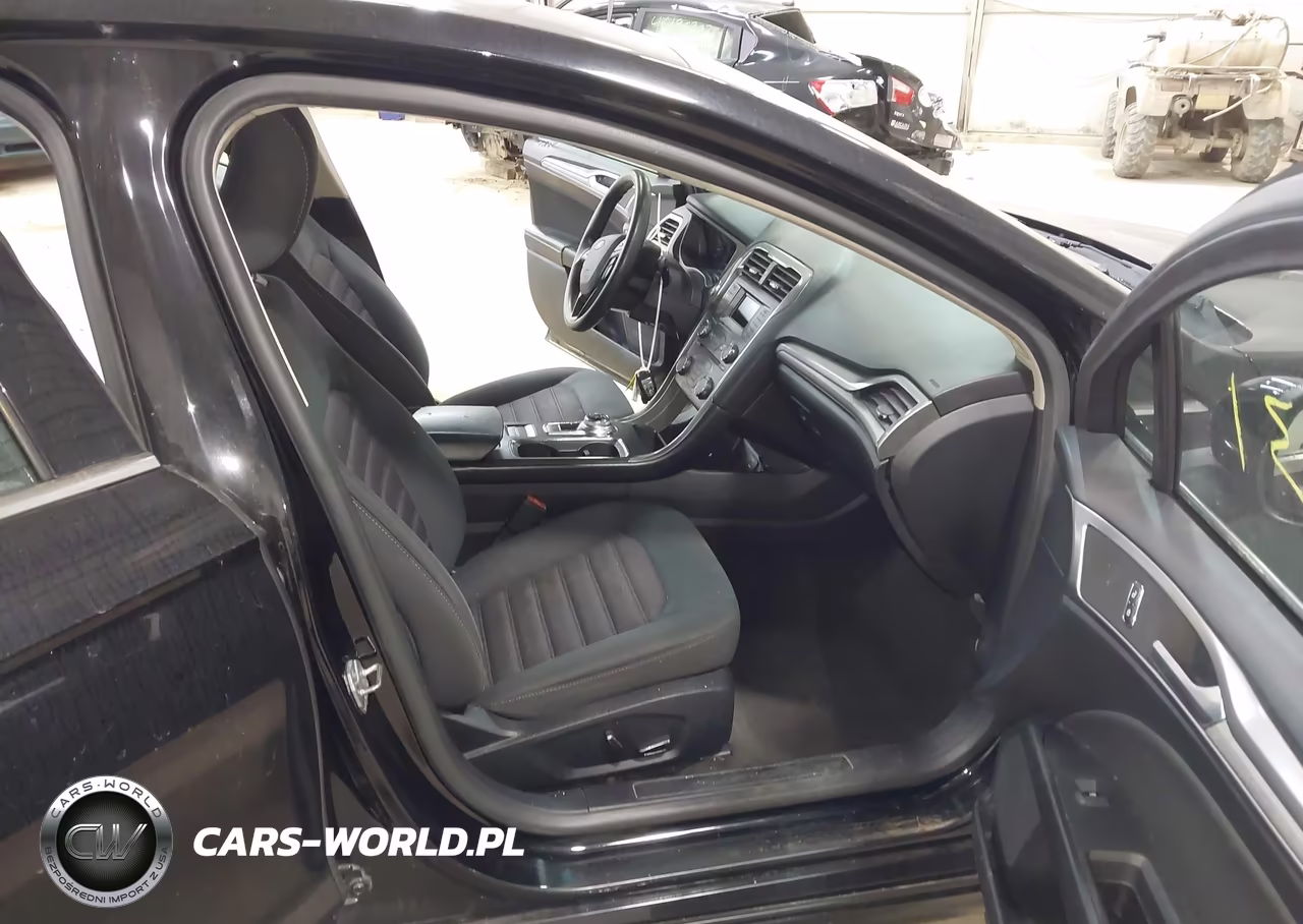 2018 Ford Fusion Se VIN:3FA6P0H71JR127774 - 5