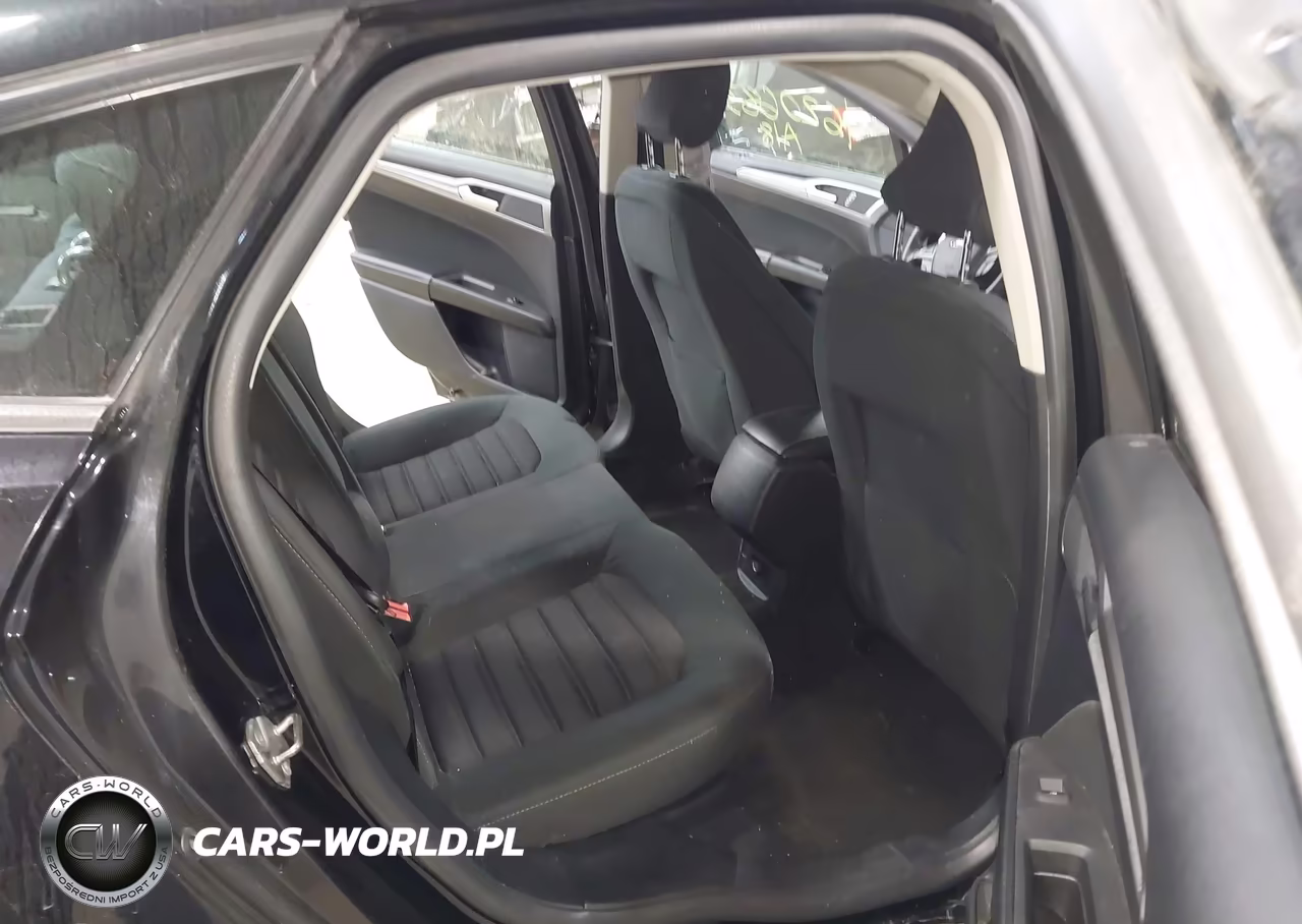 2018 Ford Fusion Se VIN:3FA6P0H71JR127774 - 8